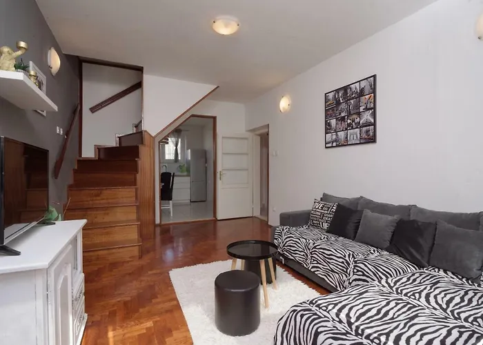 Apartament Mirjana *