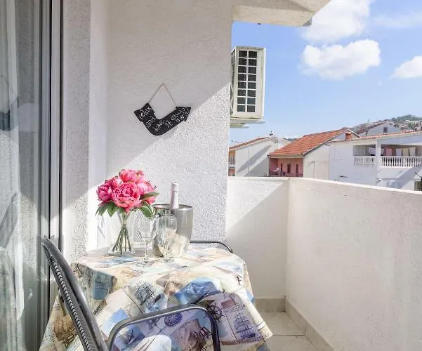 Mirjana Трогір